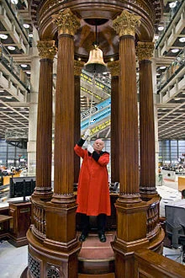 Internal shot of Rostrum at Lloyd's and Lutine Bell.png