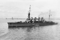 HMS_Birmingham_%281913%29.jpg